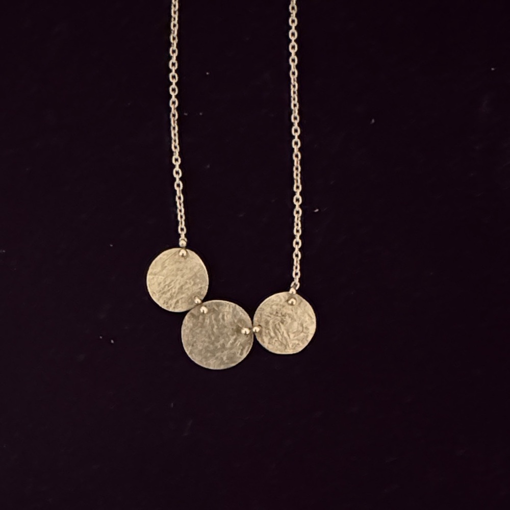 Elegant Disc Necklace